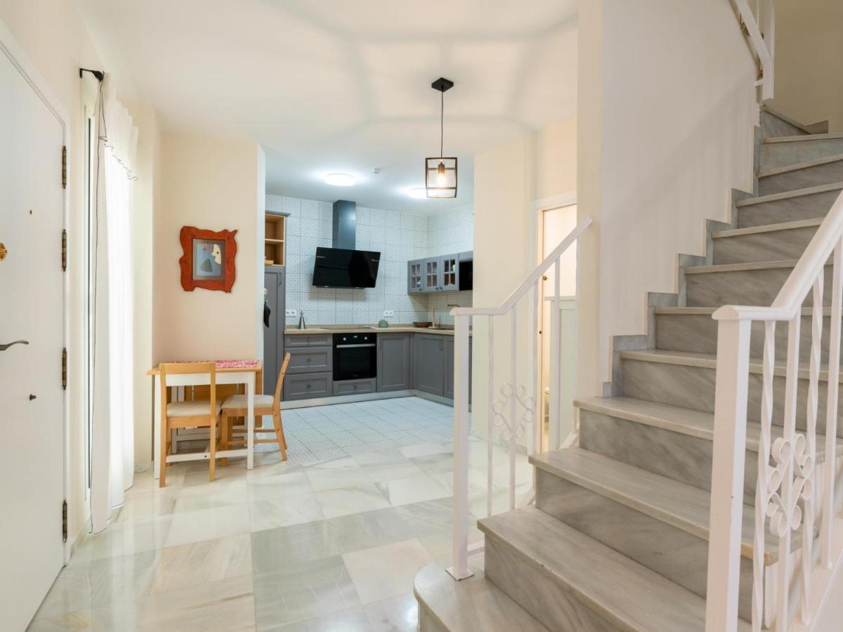 Holi-Rent Penthouse Penuelas Sevilla Buitenkant foto